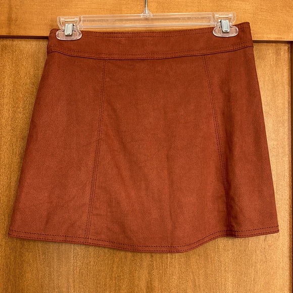 AE suede mini skirt - Picture 2 of 2